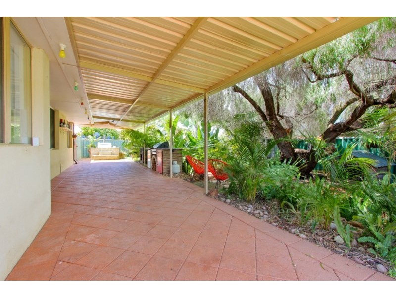 11 Irrawaddy Place, Beechboro WA 6063
