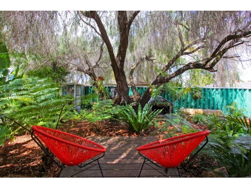 11 Irrawaddy Place, Beechboro WA 6063