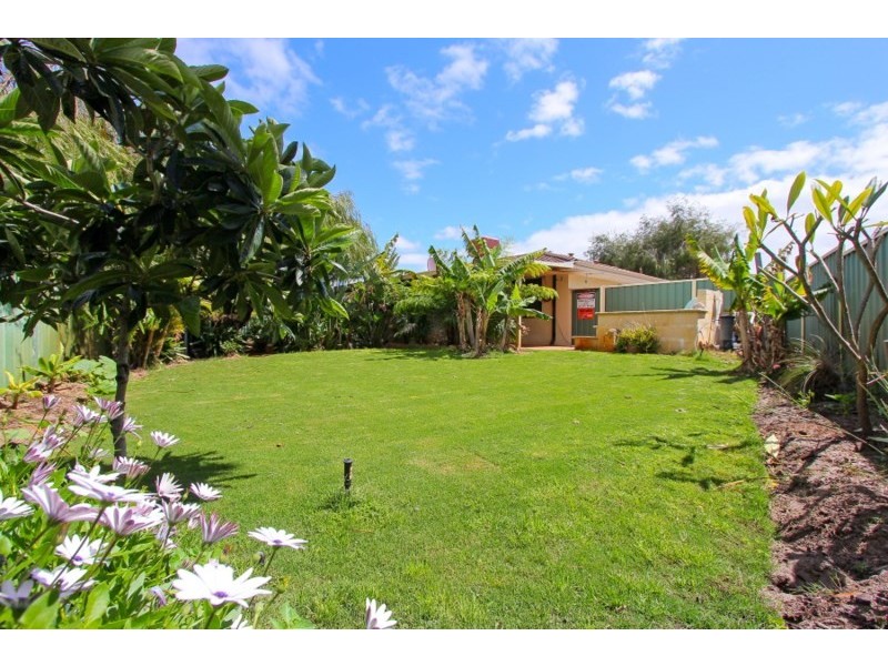 11 Irrawaddy Place, Beechboro WA 6063