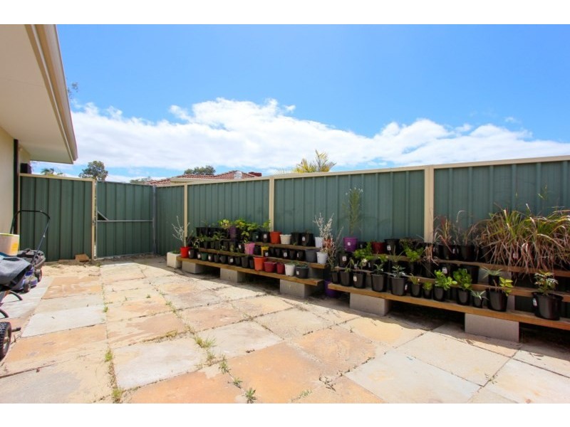 11 Irrawaddy Place, Beechboro WA 6063
