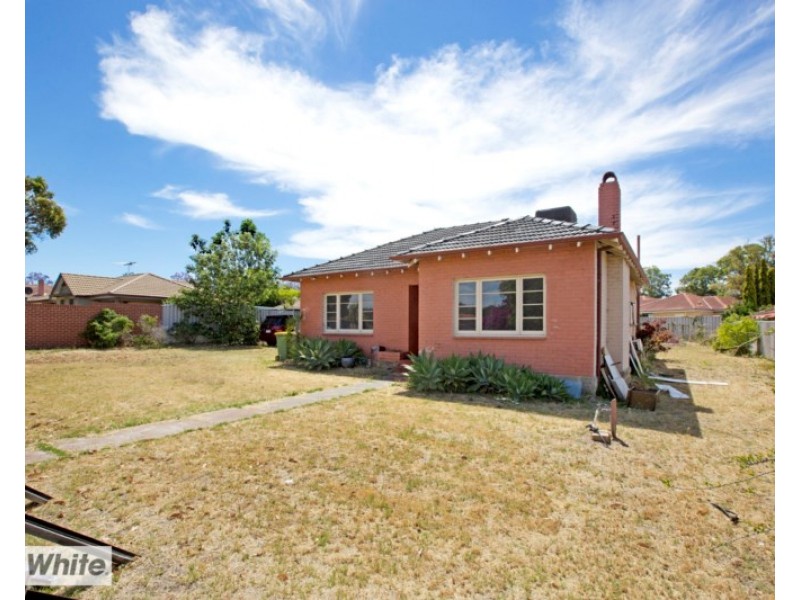 48 Manning Road, Como WA 6152