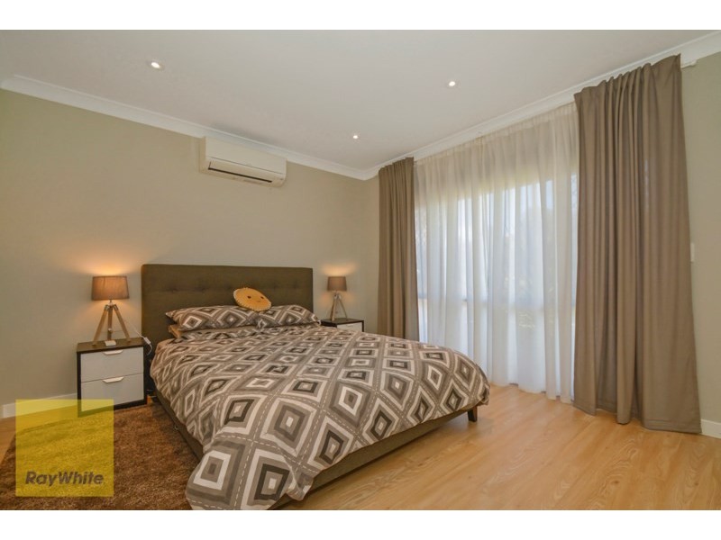 29 Napier Road, Marangaroo WA 6064