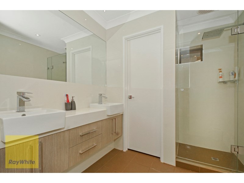 29 Napier Road, Marangaroo WA 6064