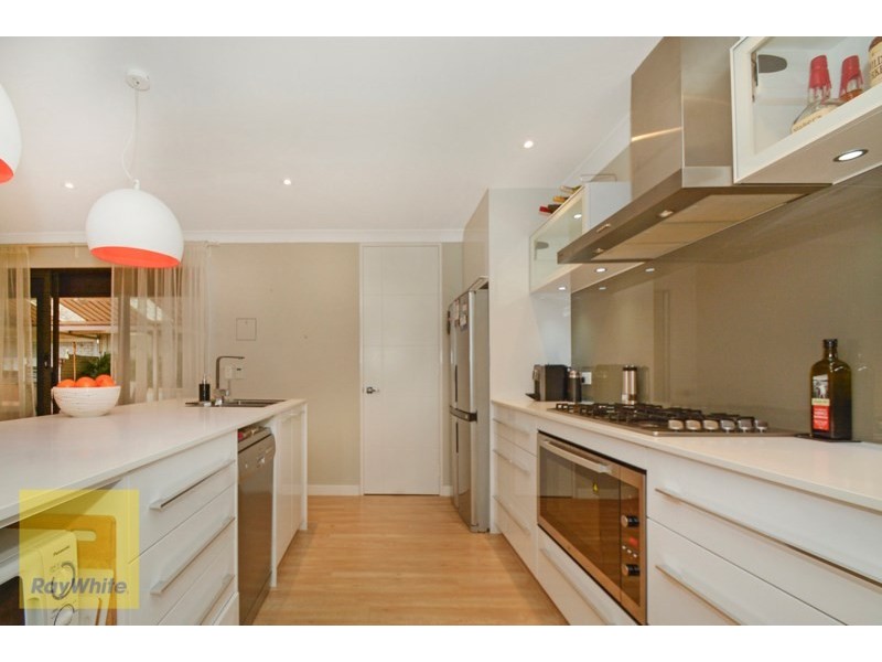 29 Napier Road, Marangaroo WA 6064