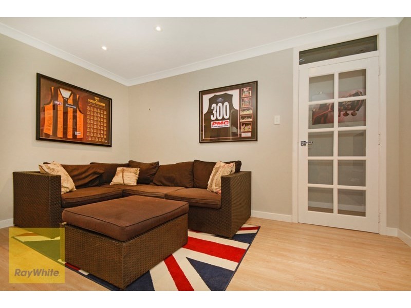 29 Napier Road, Marangaroo WA 6064