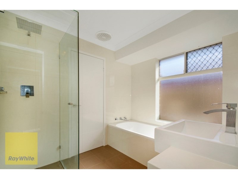 29 Napier Road, Marangaroo WA 6064