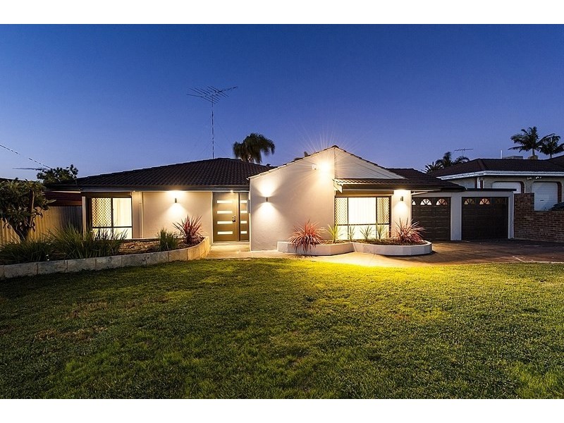 29 Napier Road, Marangaroo WA 6064