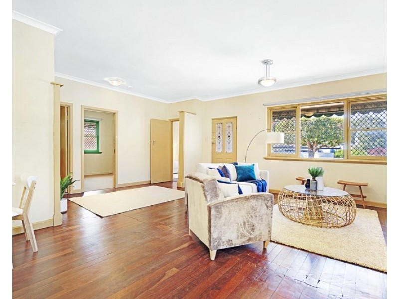 9 Winchelsea Road, Nollamara WA 6061