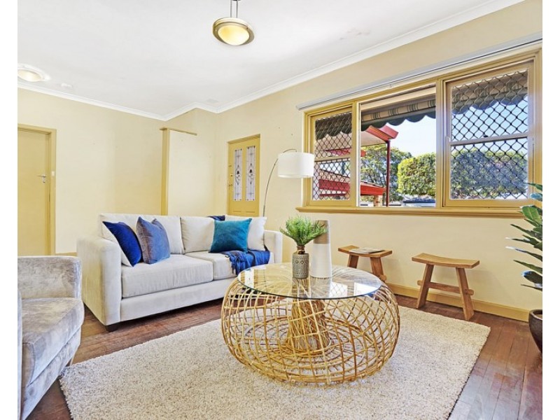 9 Winchelsea Road, Nollamara WA 6061