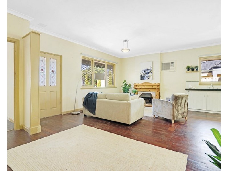 9 Winchelsea Road, Nollamara WA 6061