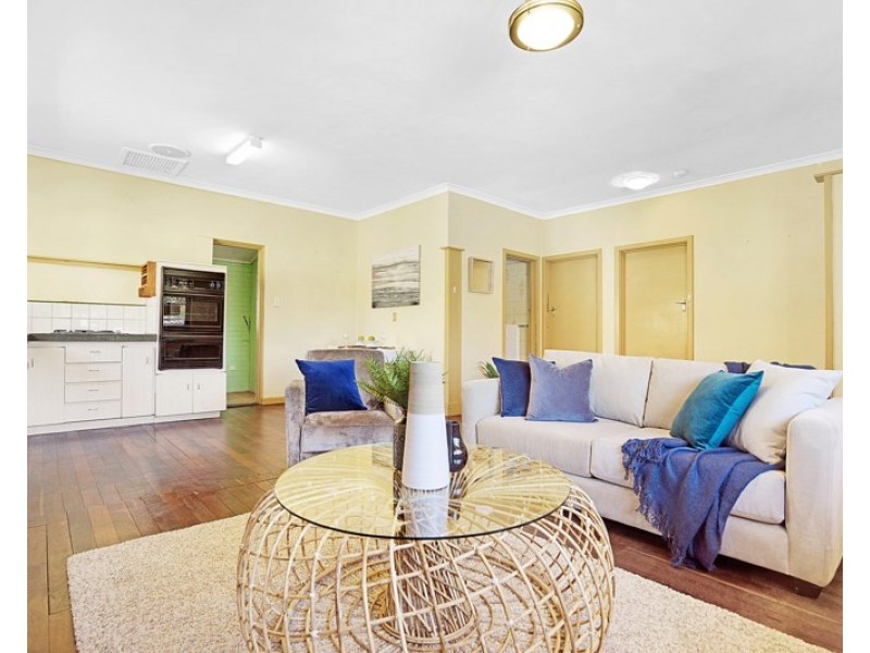 9 Winchelsea Road, Nollamara WA 6061