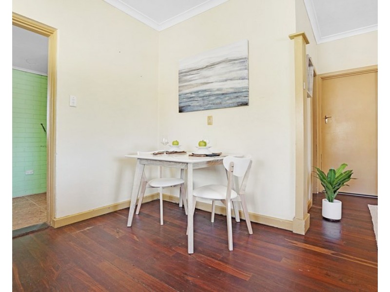 9 Winchelsea Road, Nollamara WA 6061