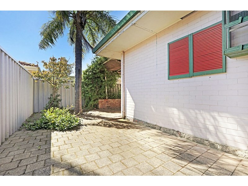 9 Winchelsea Road, Nollamara WA 6061