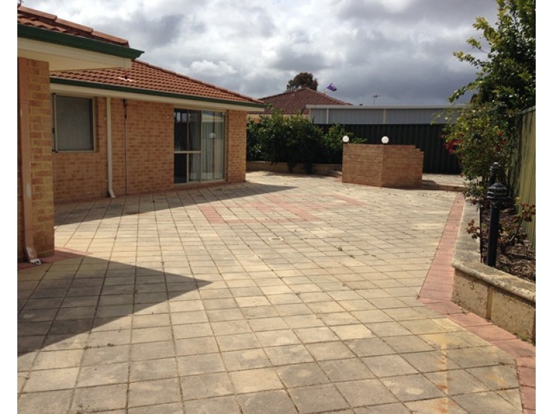 1 Cootha Court, Ballajura WA 6066