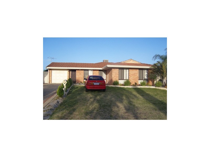 1 Yacht Court, Heathridge WA 6027