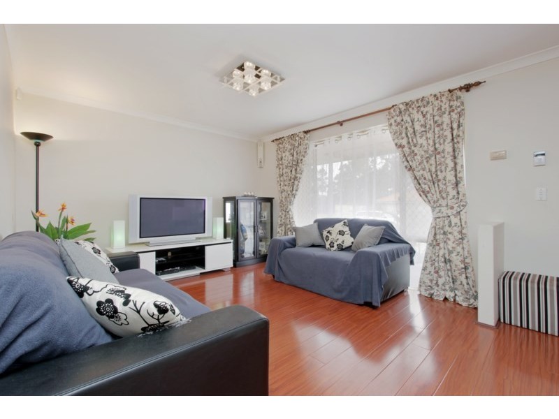 12 Ottawa Crescent, Beechboro WA 6063