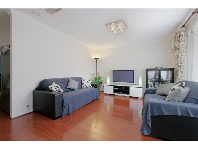 12 Ottawa Crescent, Beechboro WA 6063