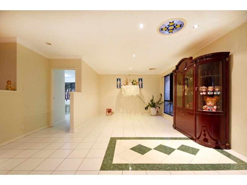 407 Summerlakes Parade, Ballajura WA 6066