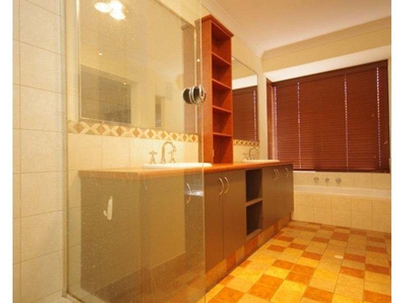 9 Garnett Place, Balga WA 6061