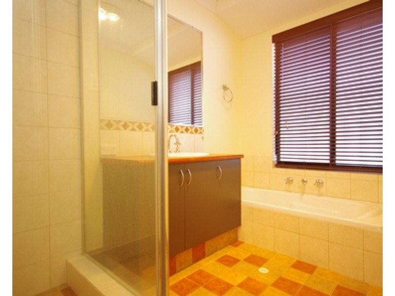 9 Garnett Place, Balga WA 6061