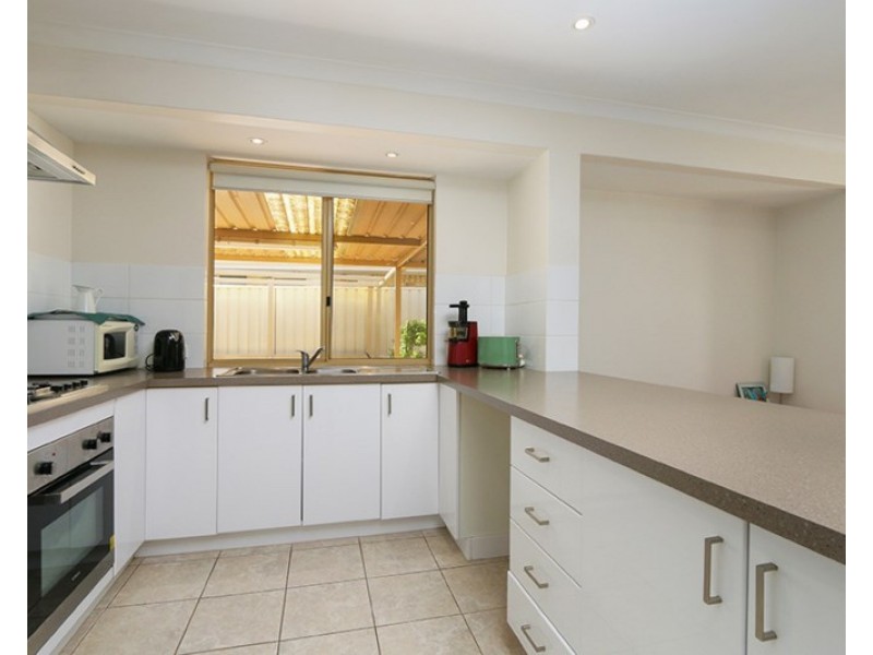 82 Bottlebrush Drive, Kiara WA 6054