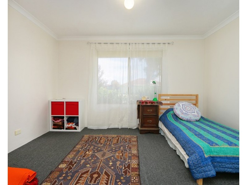 82 Bottlebrush Drive, Kiara WA 6054