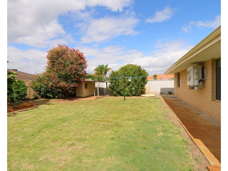 82 Bottlebrush Drive, Kiara WA 6054