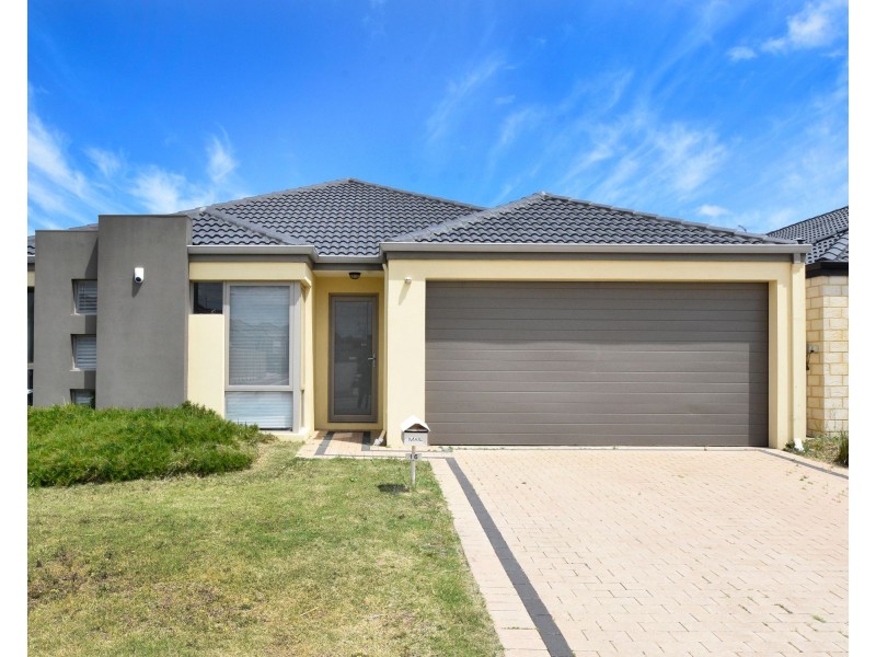 16 Hoypoy Gardens, Darch WA 6065