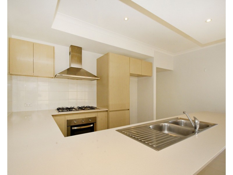 16 Hoypoy Gardens, Darch WA 6065