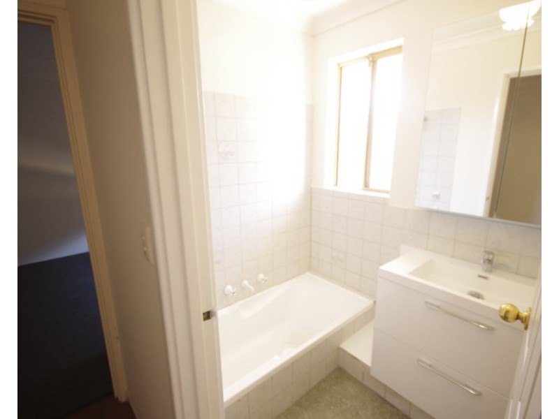 5 Fitzroy Place, Balga WA 6061