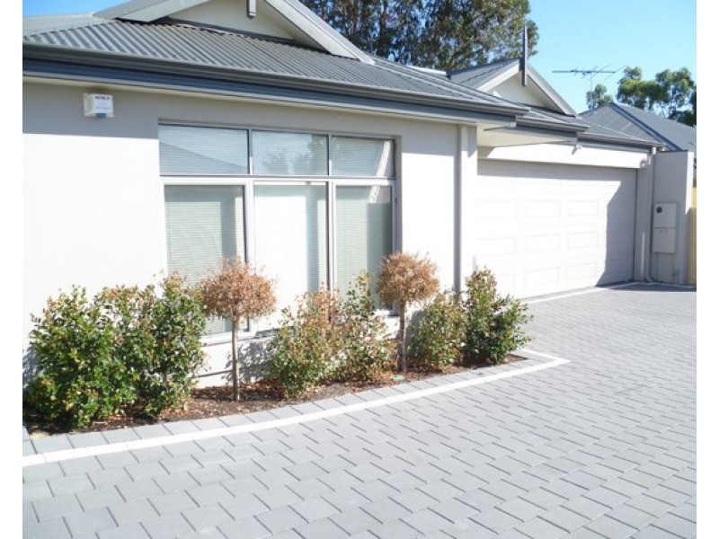 24B Nanson Way, Nollamara WA 6061