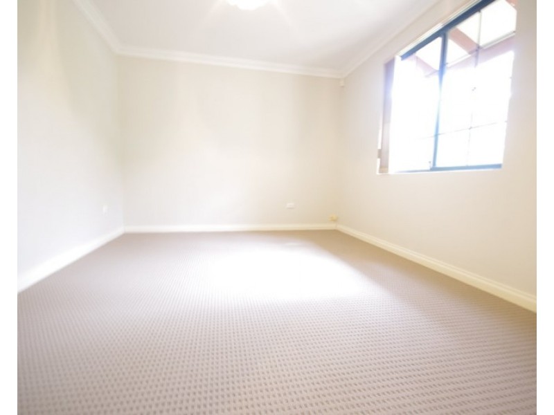 36 Heaton Road, Yokine WA 6060