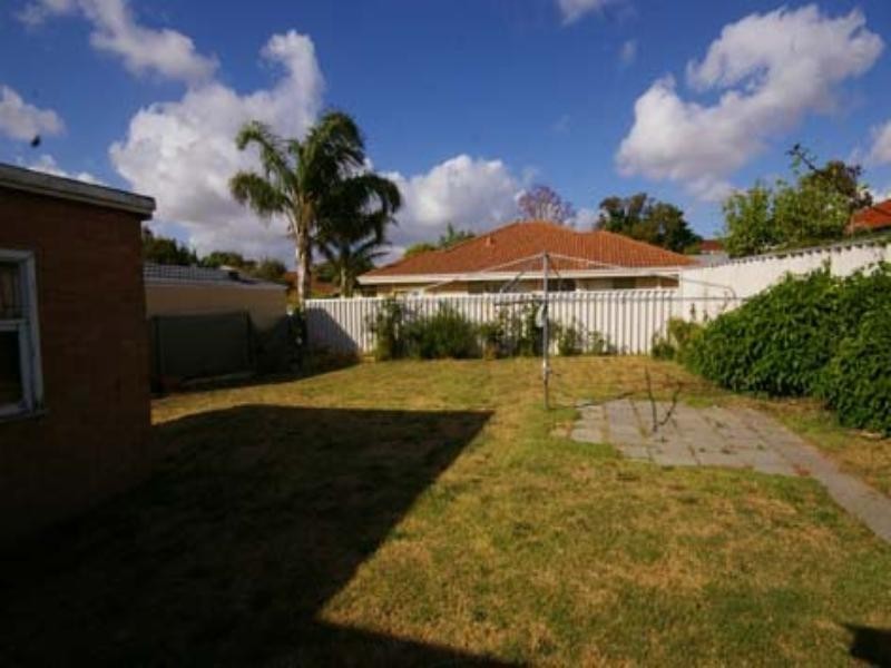 72 Carcoola Street, Nollamara WA 6061
