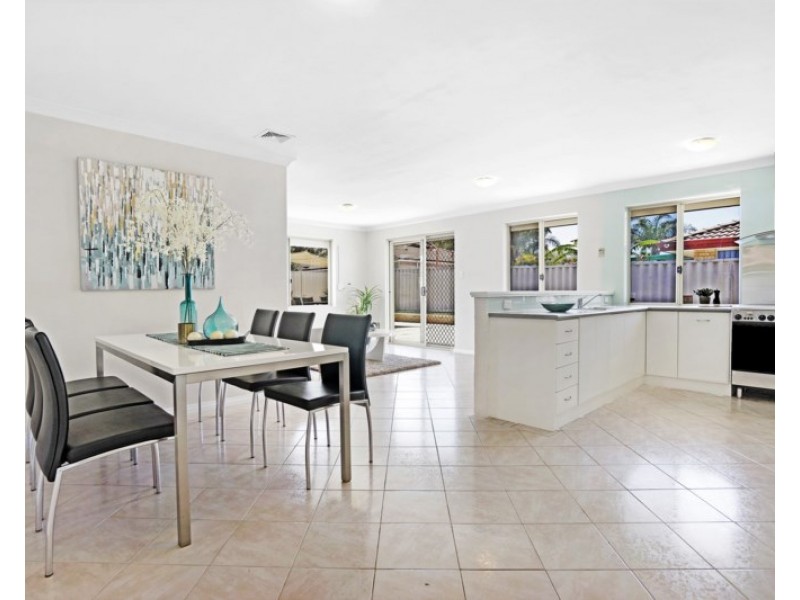 7 Bathgate Loop, Koondoola WA 6064