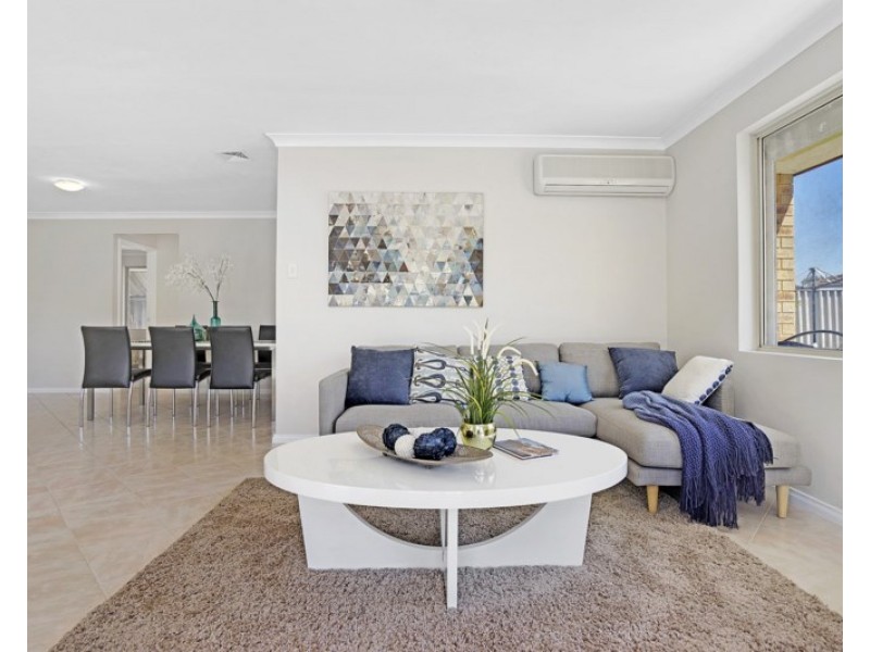 7 Bathgate Loop, Koondoola WA 6064