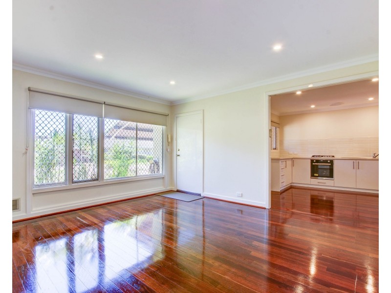 6/11 Westbrook Way, Girrawheen WA 6064