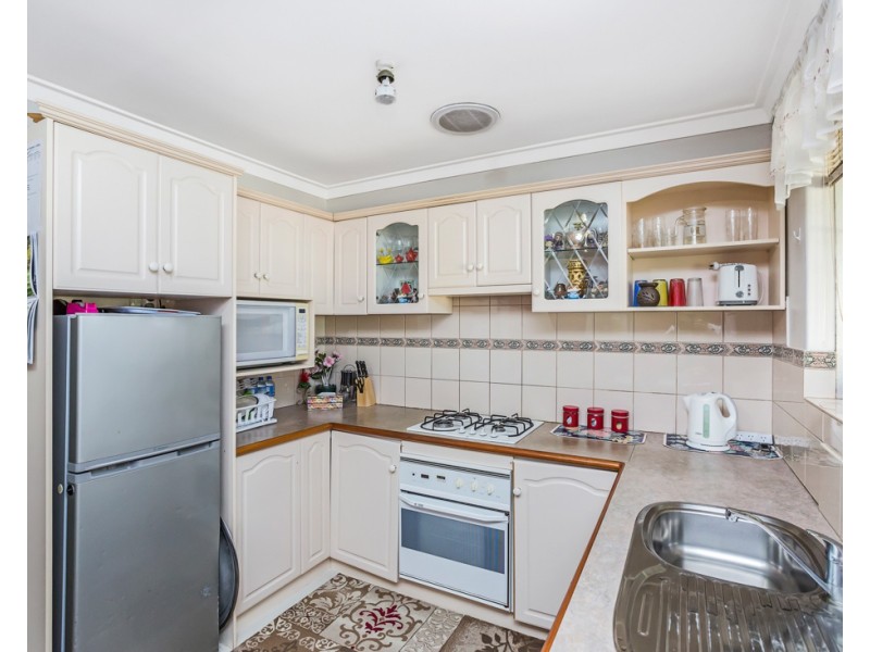 8 Chataway Road, Girrawheen WA 6064