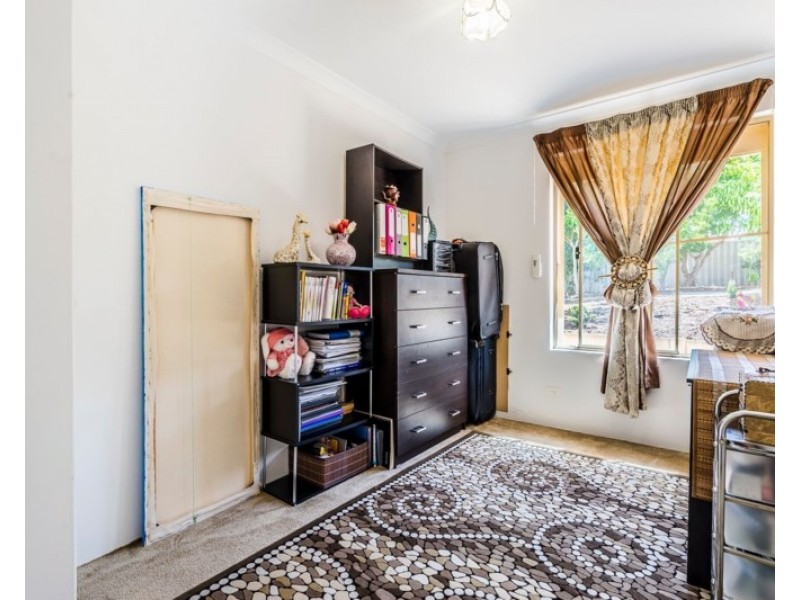 47 Jefferson Drive, Marangaroo WA 6064