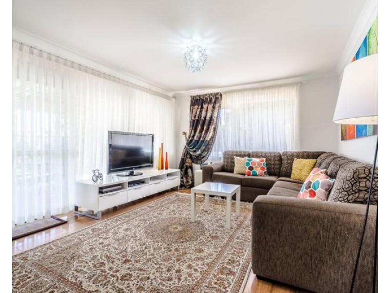 47 Jefferson Drive, Marangaroo WA 6064