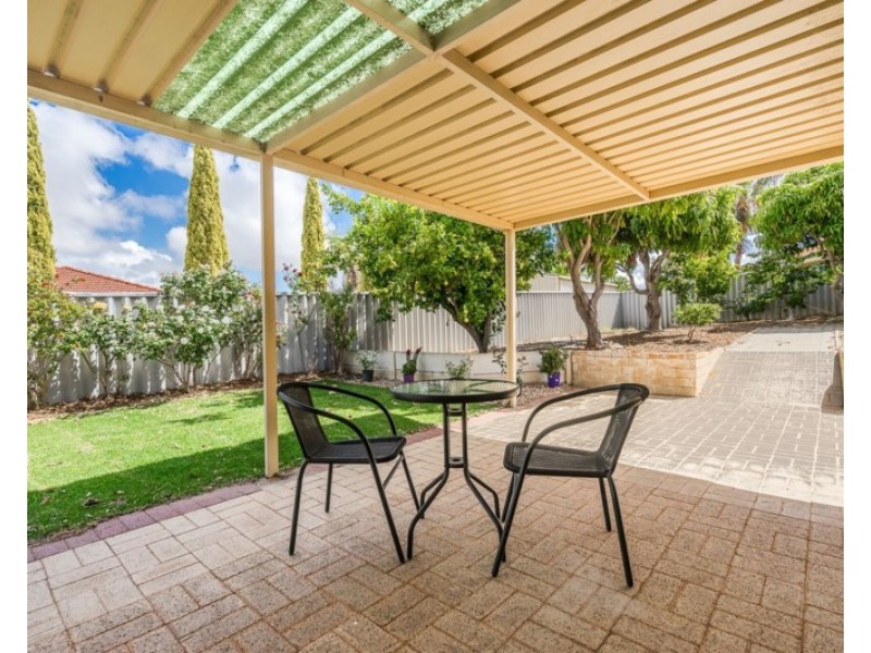 47 Jefferson Drive, Marangaroo WA 6064