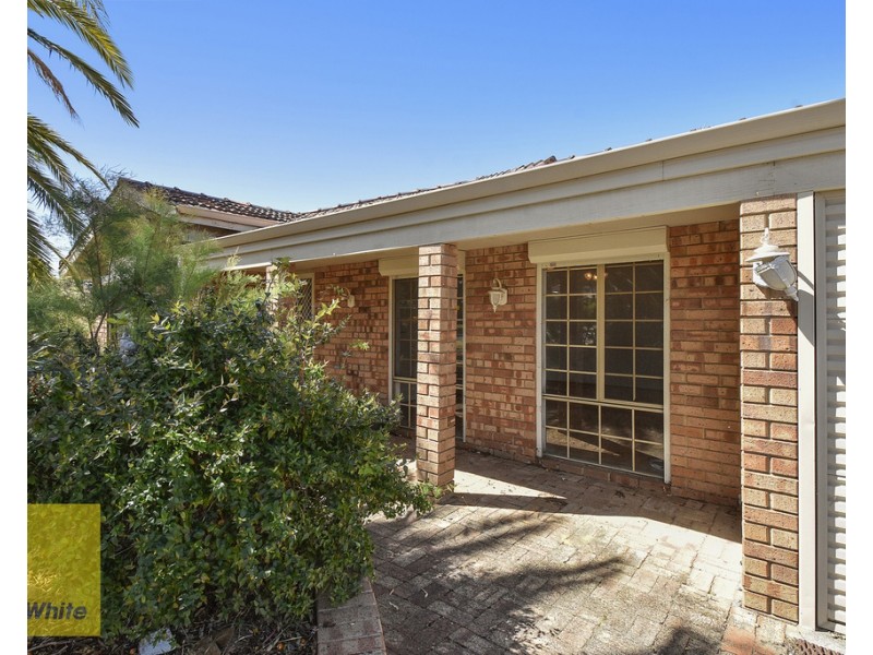 34 Rosebury Avenue, Alexander Heights WA 6064