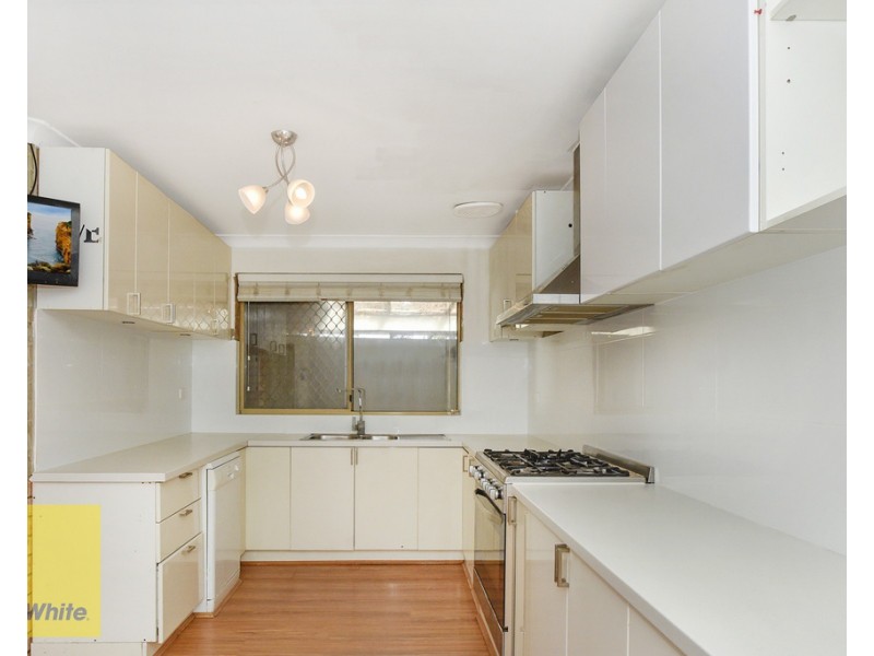 34 Rosebury Avenue, Alexander Heights WA 6064