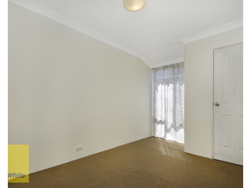 34 Rosebury Avenue, Alexander Heights WA 6064