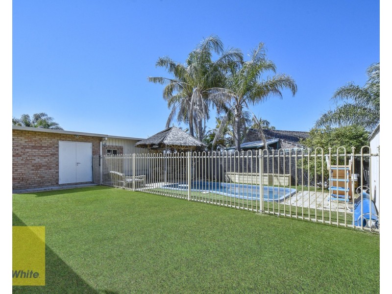 34 Rosebury Avenue, Alexander Heights WA 6064