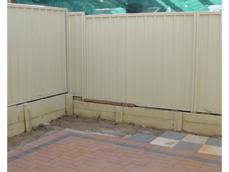 2/92 Culloton Crescent, Balga WA 6061