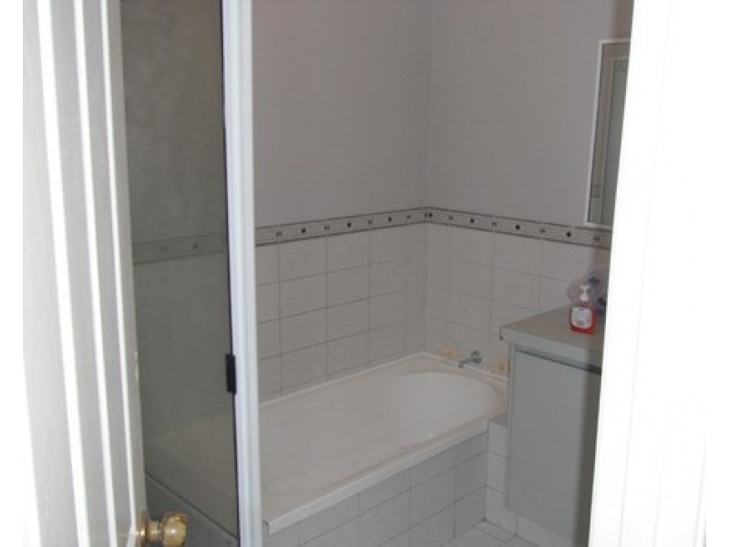 28 Ilumba Road, Nollamara WA 6061