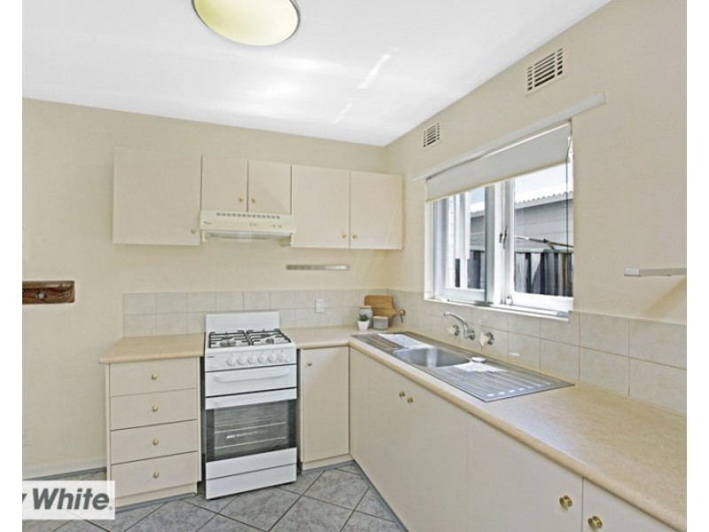 2/3 Derrington Crescent, Balga WA 6061