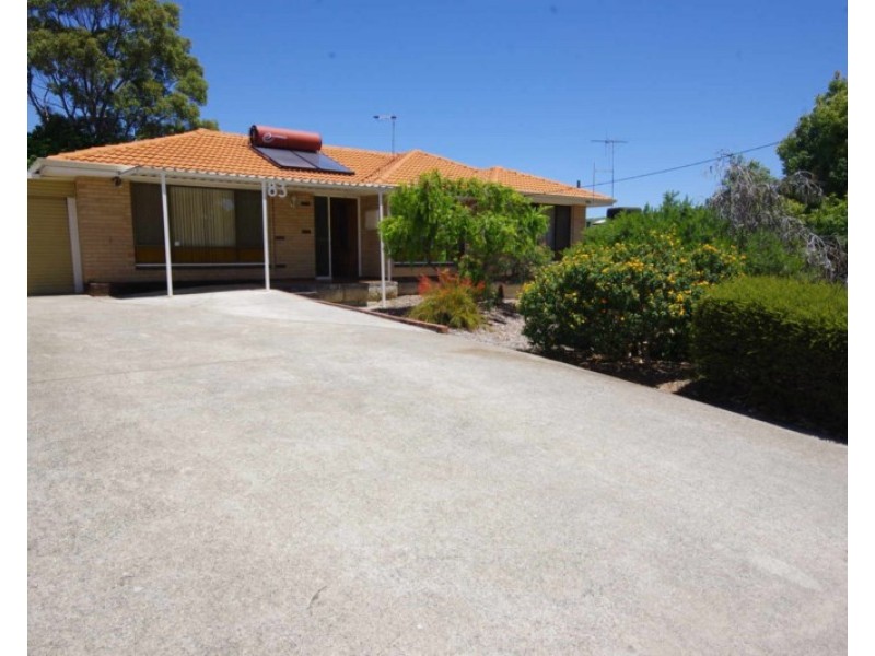 83 Rochester Circle, Balga WA 6061