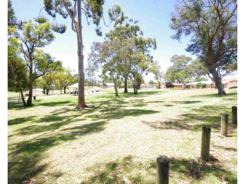 83 Rochester Circle, Balga WA 6061