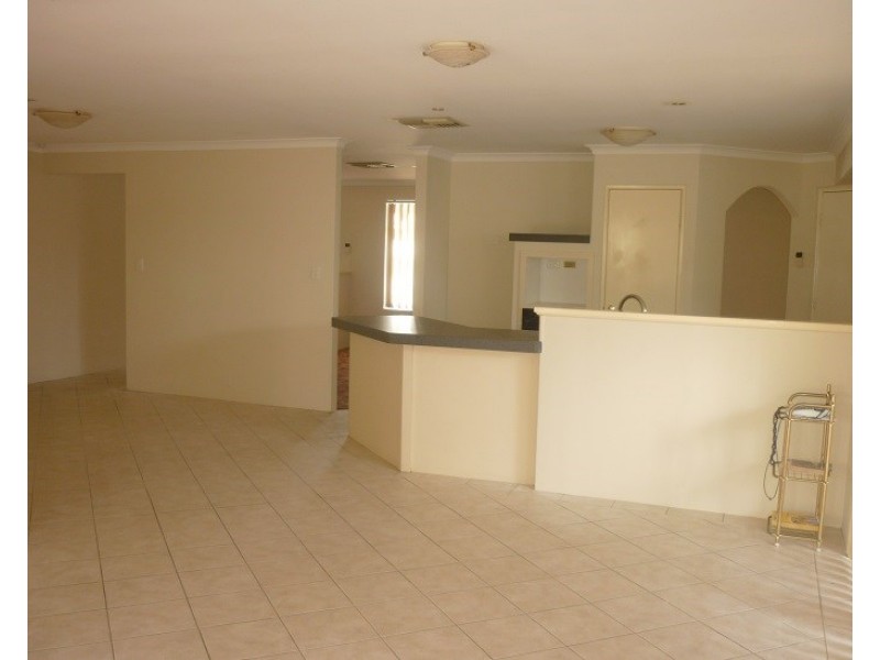 50 Waterlilly Drive, Stratton WA 6056